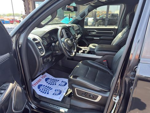Used 2020 RAM 1500 Laramie w/ Sport Appearance Package AWD/4WD image 8