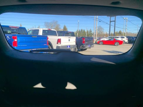 Certified 2022 Chevrolet Equinox LT image 36