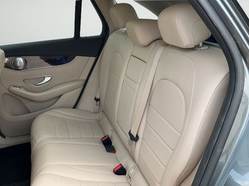 Used 2019 Mercedes-Benz GLC 300 image 20
