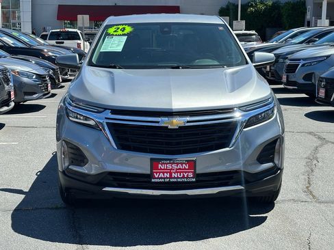 Used 2024 Chevrolet Equinox LT FWD image 12