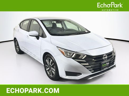 Used 2024 Nissan Versa SV FWD image 1