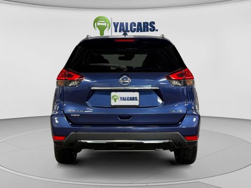 Used 2017 Nissan Rogue S AWD/4WD image 4