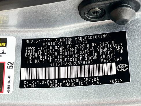 Used 2024 Toyota Camry SE image 29