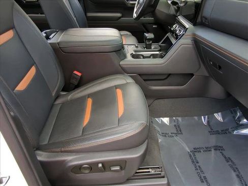 Used 2023 GMC Sierra 1500 AT4 w/ Technology Package image 20