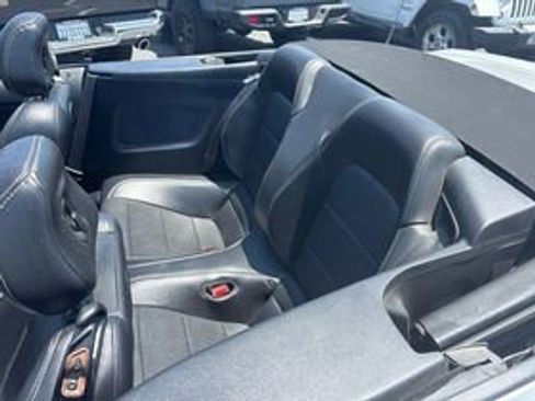 Used 2018 Ford Mustang GT Premium RWD image 10
