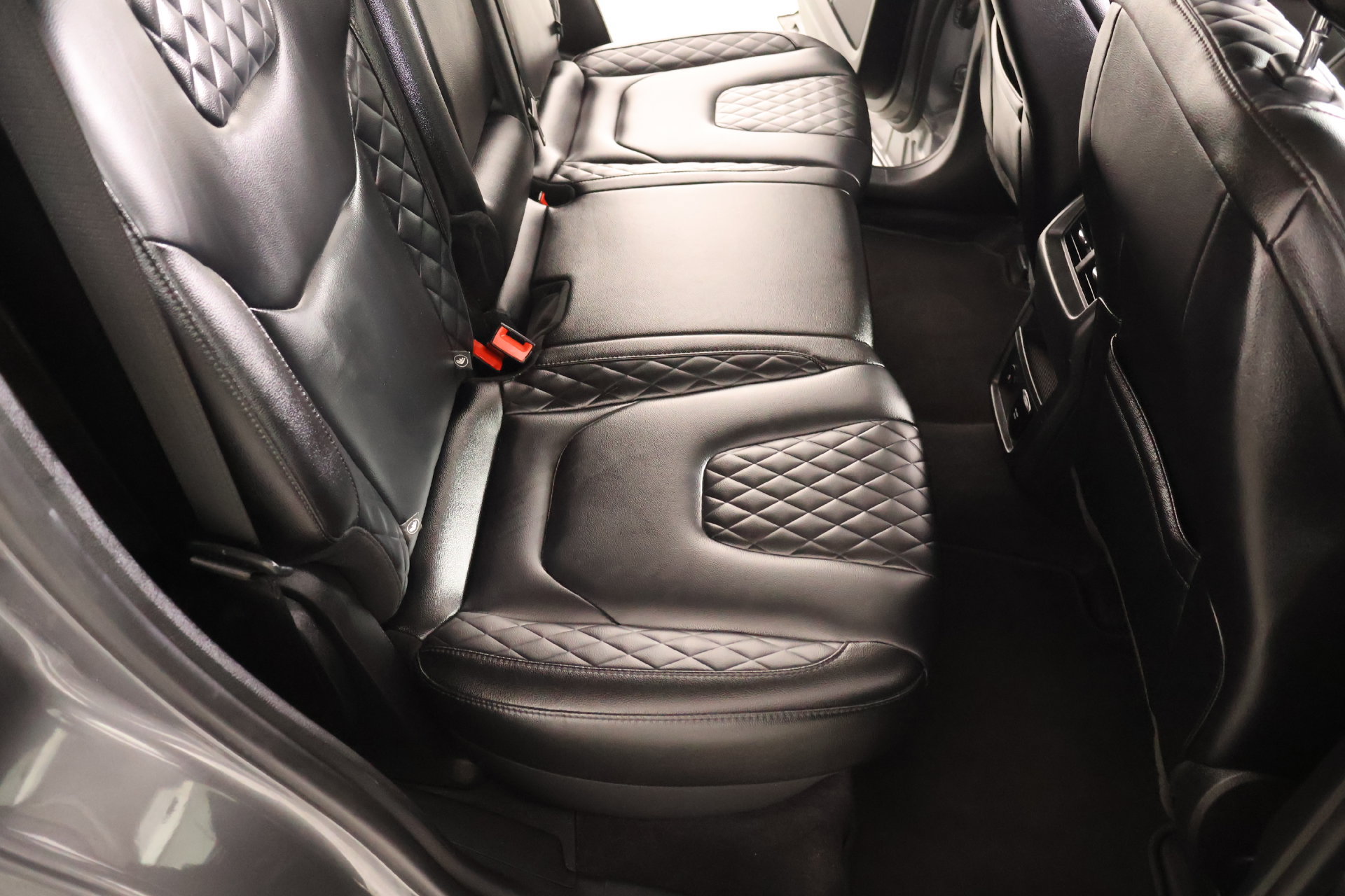 Used 2024 Ford Edge Titanium AWD/4WD image 14