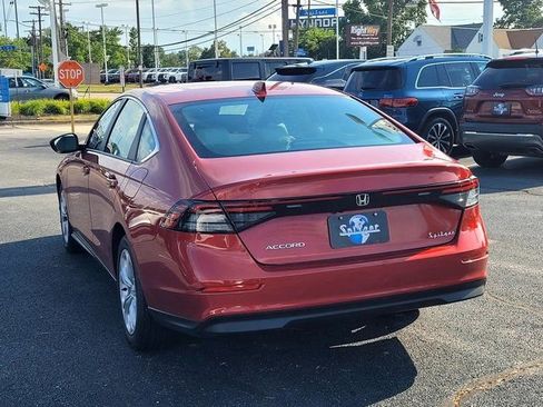Used 2025 Honda Accord LX image 7