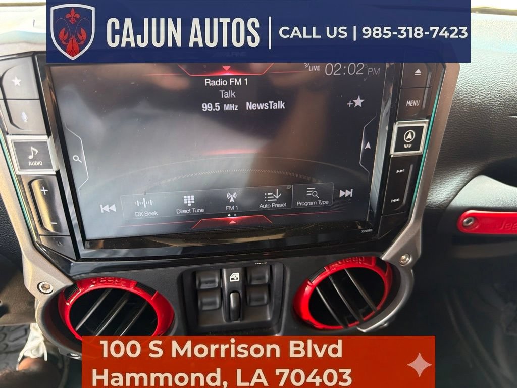 Used 2018 Jeep Wrangler Unlimited Rubicon w/ Connectivity Group AWD/4WD image 27