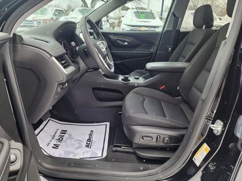 Used 2023 GMC Terrain SLE w/ Driver Convenience Package image 30