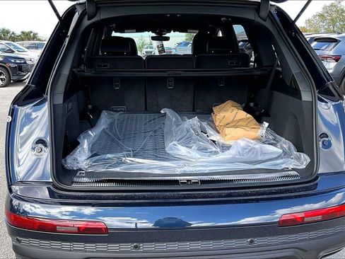 New 2026 Audi Q7 3.0T Premium Plus image 15