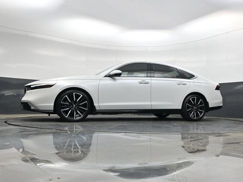 Used 2024 Honda Accord Touring image 28