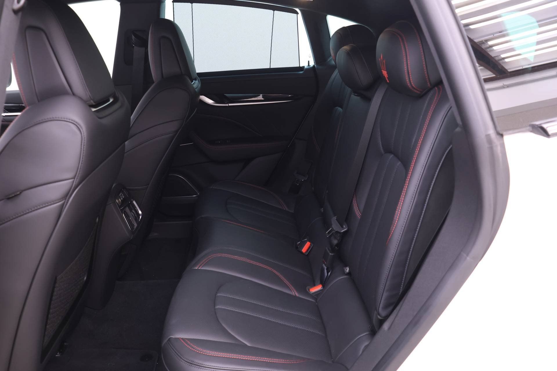 Used 2024 Maserati Levante Modena Ultima AWD/4WD image 17