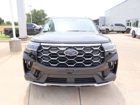 New 2026 Ford Explorer Platinum w/ LUX Leather Package AWD/4WD image 11