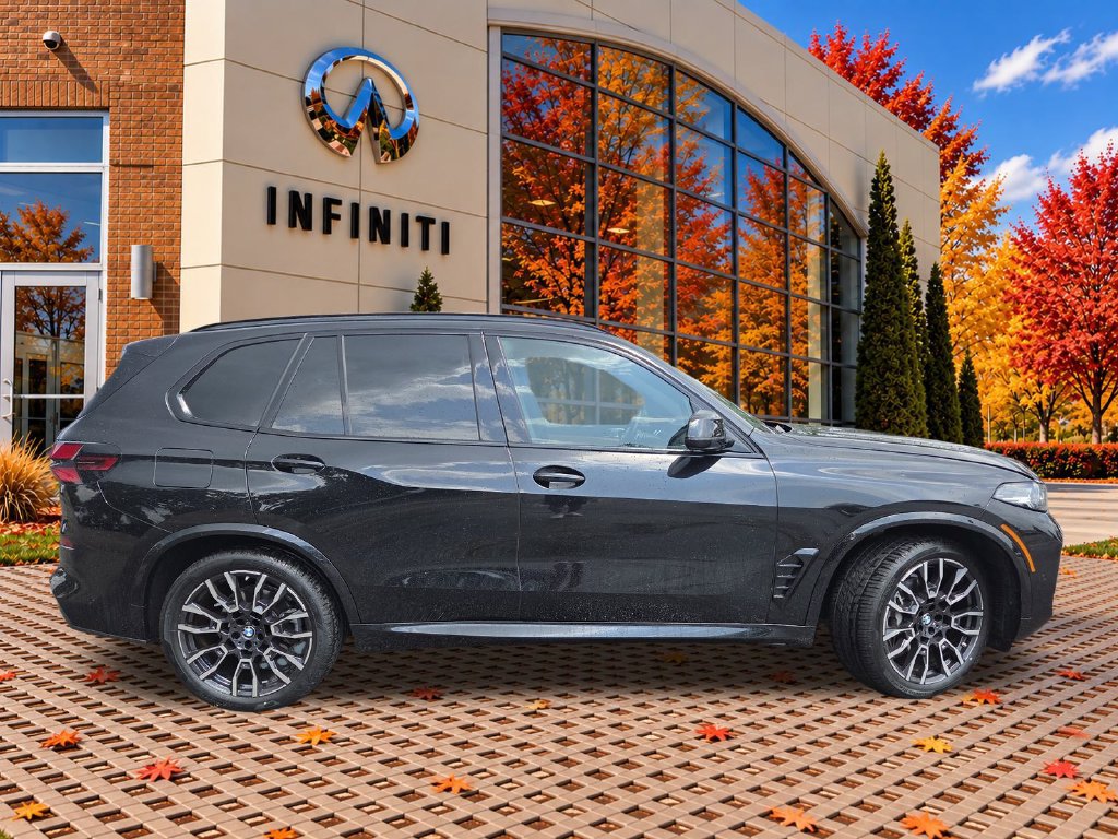 Used 2024 BMW X5 xDrive40i w/ M Sport Package AWD/4WD image 14