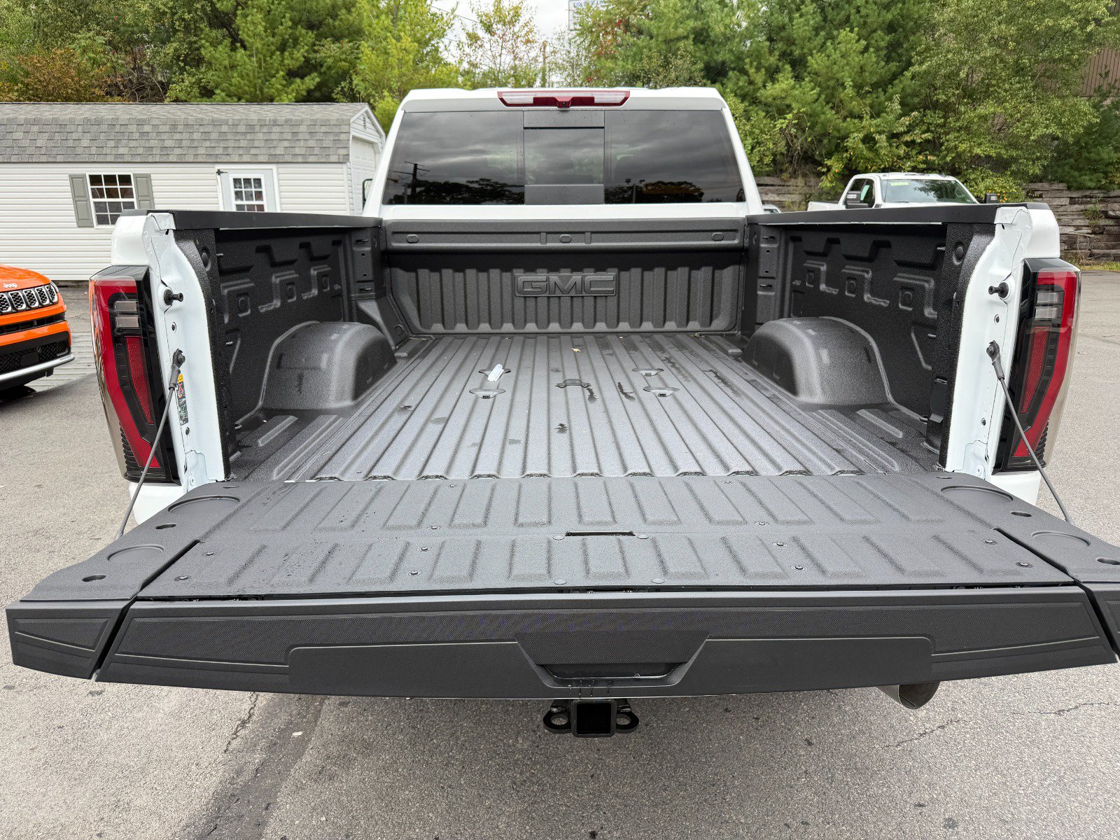 New 2026 GMC Sierra 3500 AT4 AWD/4WD image 19