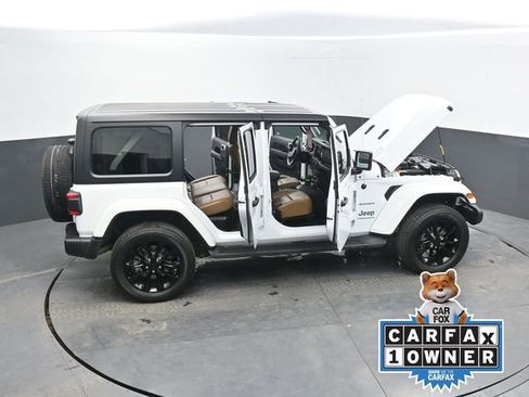 Used 2023 Jeep Wrangler Unlimited Sahara w/ Cold Weather Group image 75