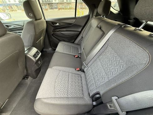 Used 2023 Chevrolet Equinox LT AWD/4WD image 27