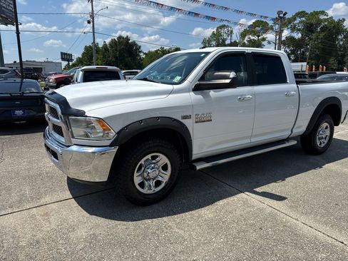 Used 2017 RAM 2500 SLT image 3