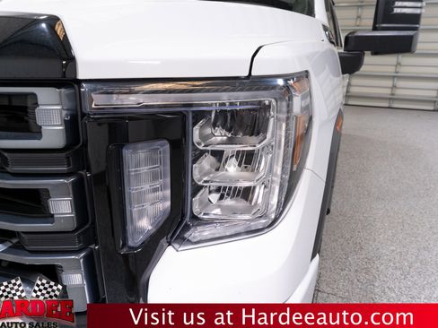 Used 2022 GMC Sierra 2500 AT4 w/ AT4 Preferred Package image 8