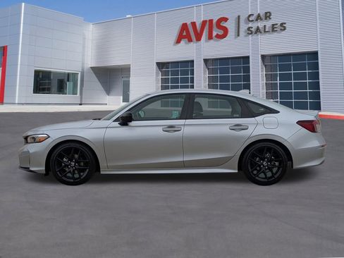 Used 2025 Honda Civic Sport image 10