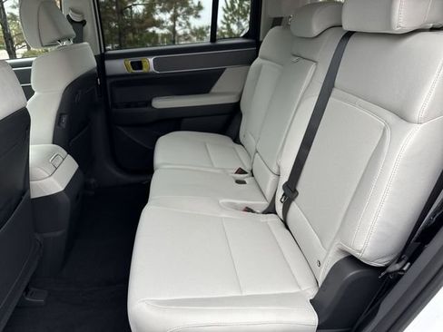 New 2026 Hyundai Santa Fe SE image 24