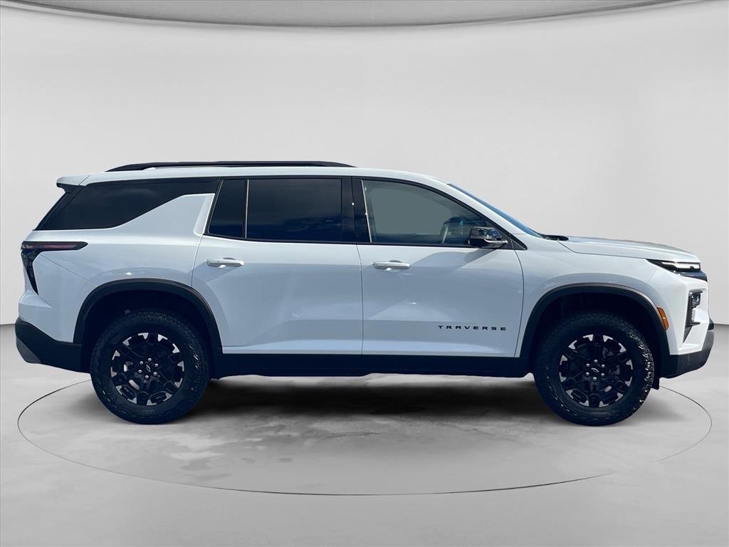 New 2027 Chevrolet Traverse Z71 w/ Driver Confidence Package AWD/4WD image 8