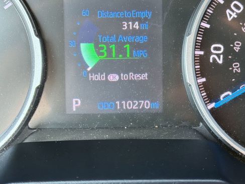 Used 2021 Toyota RAV4 XLE w/ XLE Grade Weather Package AWD/4WD image 20