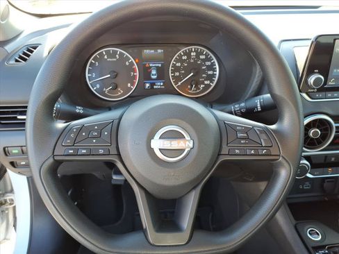Used 2025 Nissan Sentra S FWD image 26