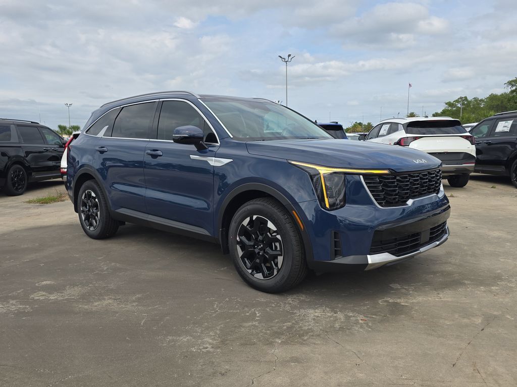 New 2026 Kia Sorento S w/ S Panoramic Sunroof Package FWD image 2