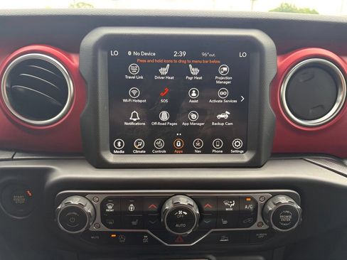 Used 2023 Jeep Wrangler Unlimited Rubicon w/ Cold Weather Group AWD/4WD image 30