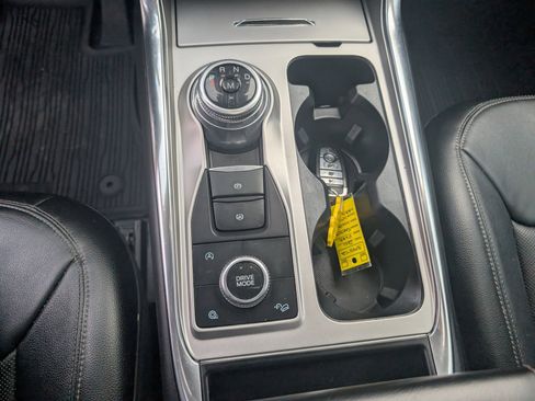 Used 2020 Ford Explorer Limited w/ Class III Trailer Tow Package image 20