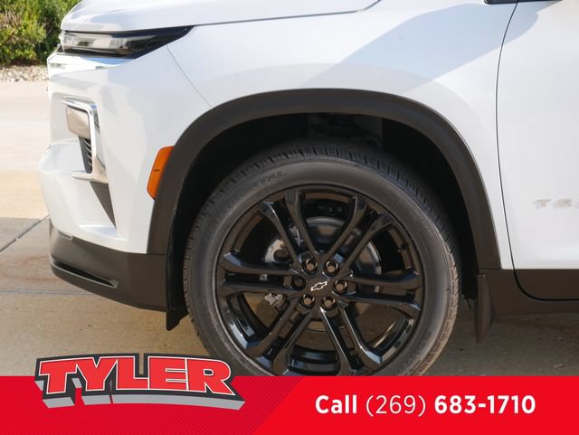 New 2027 Chevrolet Traverse LT w/ Driver Confidence Package AWD/4WD image 47