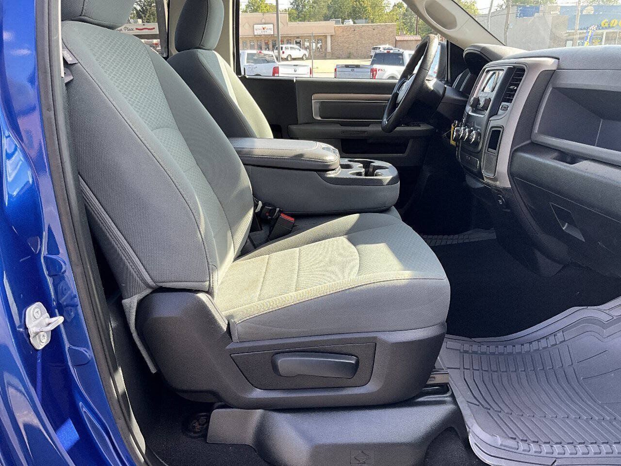 Used 2016 RAM 1500 Tradesman w/ Power & Remote Entry Group AWD/4WD image 12