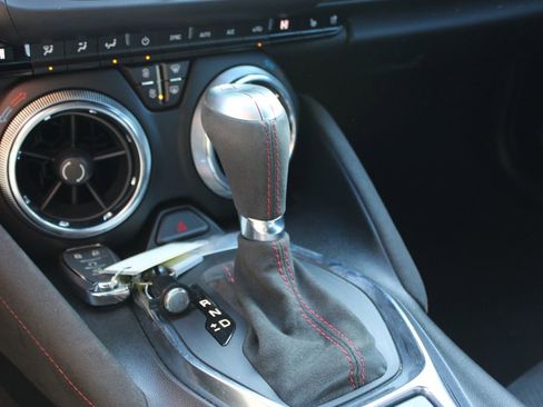 Used 2021 Chevrolet Camaro ZL1 image 27