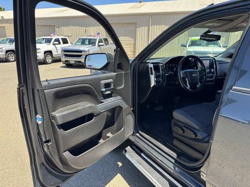 Used 2019 Chevrolet Silverado 1500 LT AWD/4WD image 23