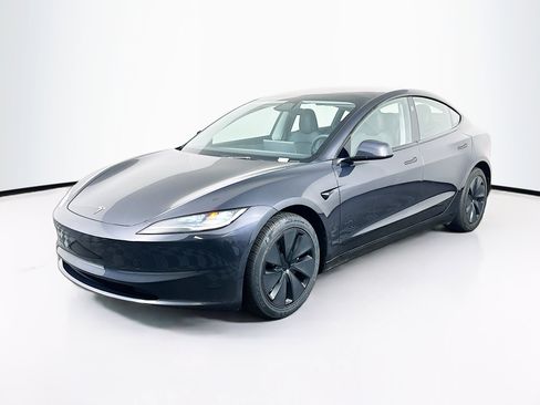 Used 2024 Tesla Model 3 RWD image 3