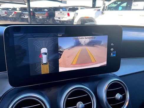 Used 2021 Mercedes-Benz GLC 300 image 21