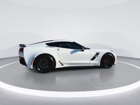 Used 2019 Chevrolet Corvette Grand Sport w/ Carbon Flash Badge Package image 4