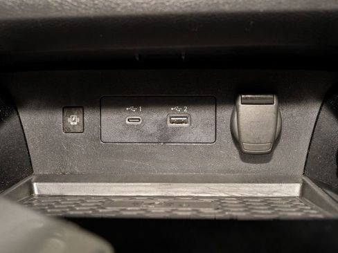 Used 2023 Nissan Altima 2.5 SR w/ SR Premium Package image 16