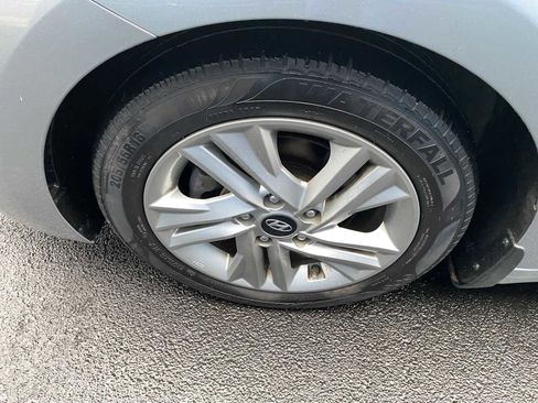 Used 2020 Hyundai Elantra Value Edition w/ Cargo Package (C1) image 30