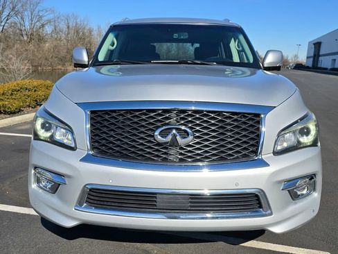 Used 2016 INFINITI QX80 Luxe w/ 22" Wheel Package image 4