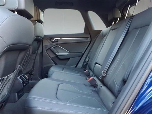 New 2025 Audi Q3 2.0T Premium image 6