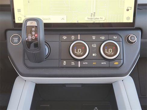 Used 2026 Land Rover Defender 110 S image 14