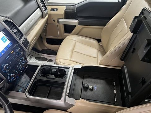 Used 2021 Ford F250 Lariat w/ Lariat Ultimate Package image 39