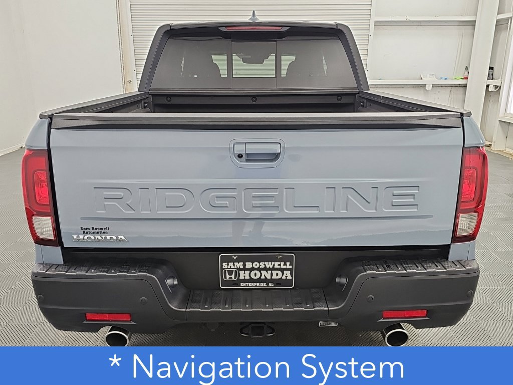 Used 2025 Honda Ridgeline Black Edition image 8