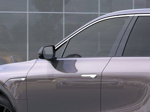 New 2025 Cadillac Lyriq Luxury image 12