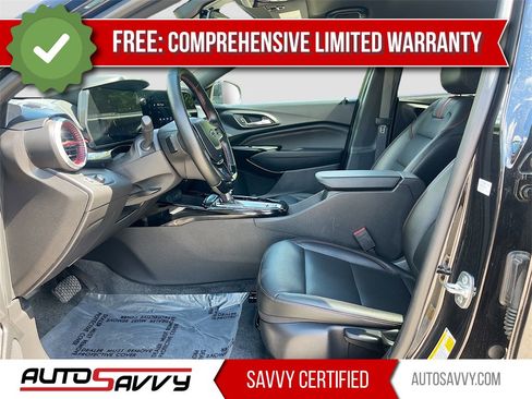 Used 2025 Chevrolet Trax RS w/ Driver Confidence Package image 20