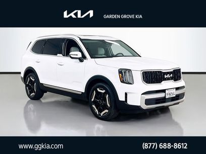 Certified 2023 Kia Telluride EX w/ EX Captain's Chair Package