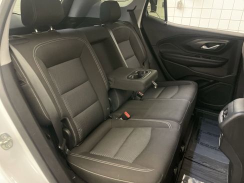 Used 2023 GMC Terrain SLE w/ Driver Convenience Package image 20