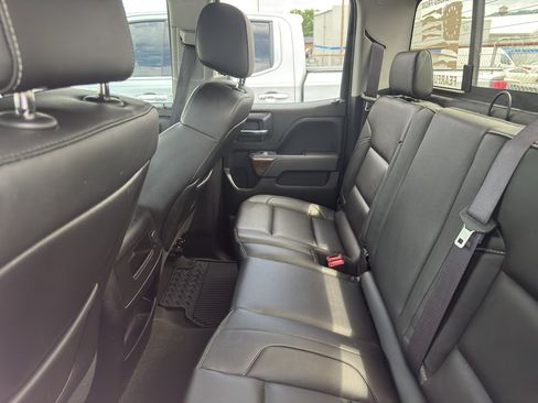 Used 2015 GMC Sierra 1500 SLT w/ SLT Preferred Package AWD/4WD image 10
